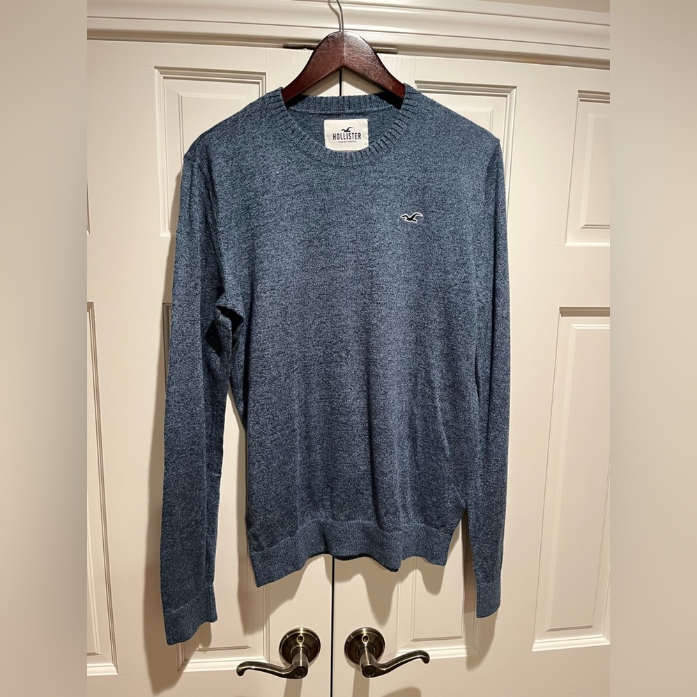 Hollister sweater